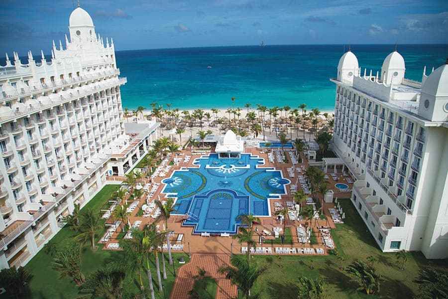 Aruba resorts for honeymoon