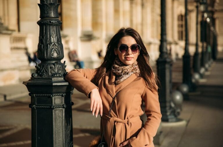 What Not to Wear in Paris and How To Not Act Like a Tourist